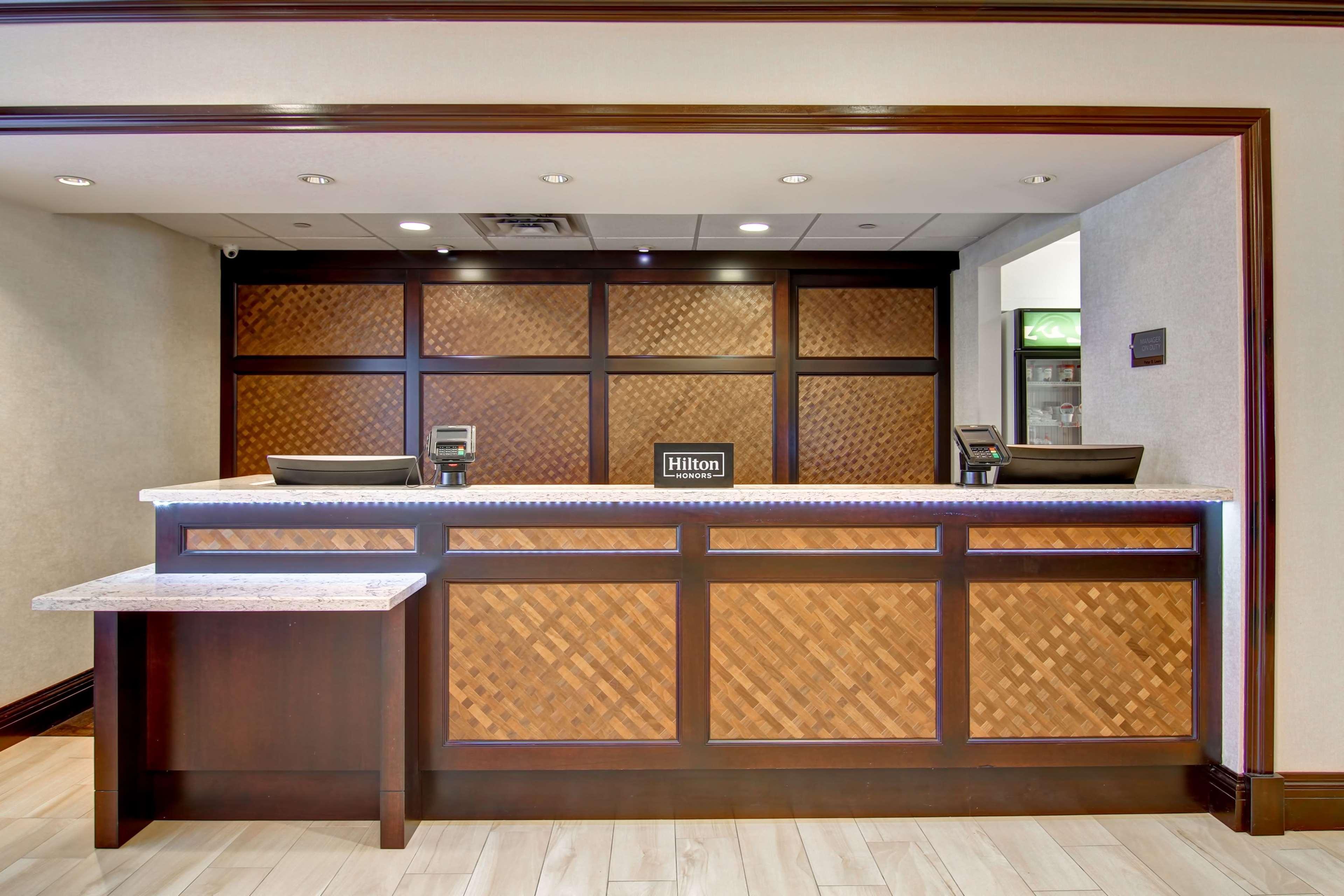 Homewood Suites By Hilton Toronto Mississauga Dış mekan fotoğraf